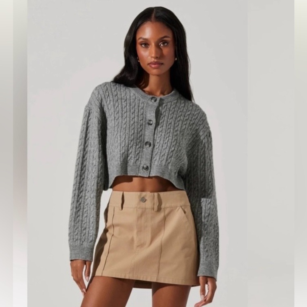 Astr The Label Sebille Crop Cardigan